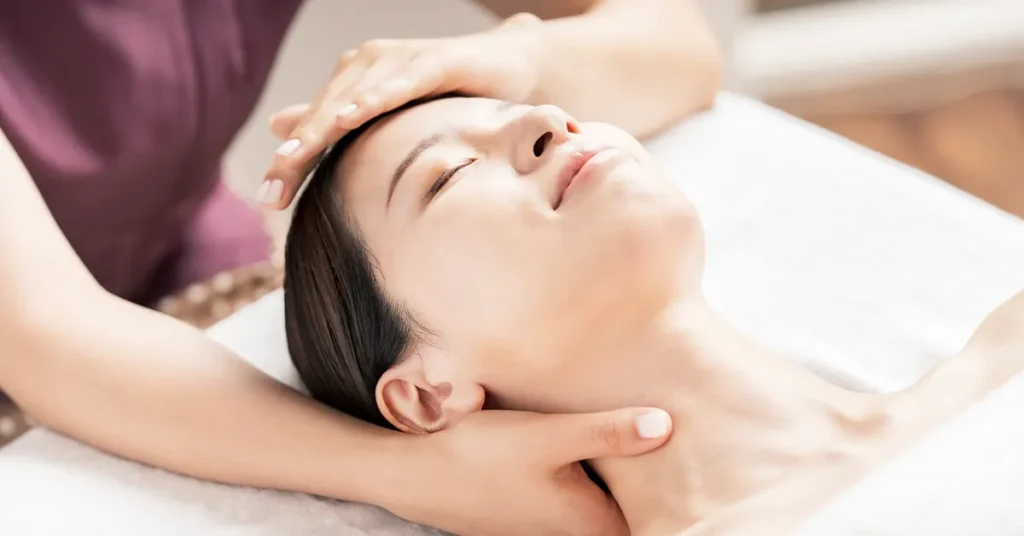 นวดแก้อาการไมเกรน